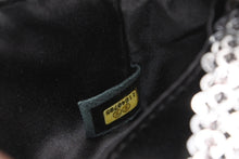 Load image into Gallery viewer, CHANEL シャネル ミニミニマトラッセ14 Sフラップ Sチェーンショルダーバッグ 11番台 ココマーク スパンコール シルバー 美品 中古 4b012253