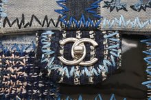Load image into Gallery viewer, 極美品 CHANEL シャネル マトラッセ25 Sフラップ Wチェーンショルダーバッグ 25番台 ココマーク パッチワーク ステッチ ブラック 中古 4b012346