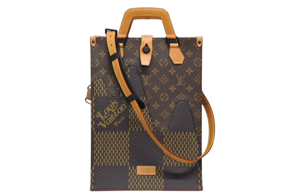 極美品 LOUIS VUITTON ルイヴィトン×NIGO ダミエジャイアント トートバッグ N40355 ブラウン ベージュ PVCコーティングキャンバス ヌメ革 ブラック金具 中古 4b011644
