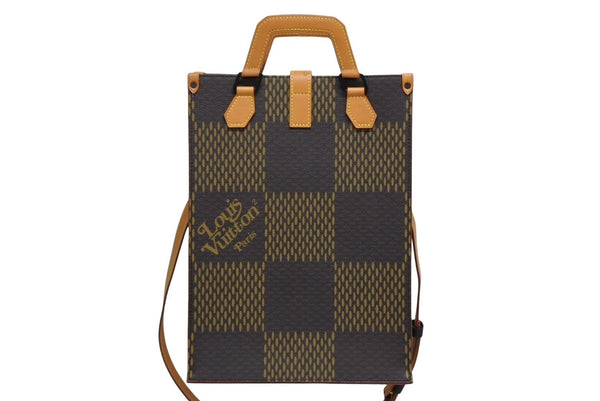 極美品 LOUIS VUITTON ルイヴィトン×NIGO ダミエジャイアント トートバッグ N40355 ブラウン ベージュ PVCコーティングキャンバス ヌメ革 ブラック金具 中古 4b011644