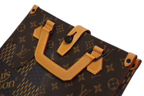 極美品 LOUIS VUITTON ルイヴィトン×NIGO ダミエジャイアント トートバッグ N40355 ブラウン ベージュ PVCコーティングキャンバス ヌメ革 ブラック金具 中古 4b011644