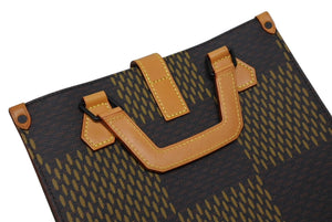 極美品 LOUIS VUITTON ルイヴィトン×NIGO ダミエジャイアント トートバッグ N40355 ブラウン ベージュ PVCコーティングキャンバス ヌメ革 ブラック金具 中古 4b011644