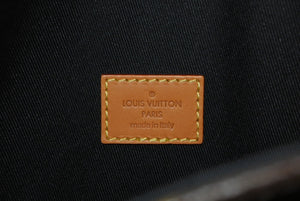 極美品 LOUIS VUITTON ルイヴィトン×NIGO ダミエジャイアント トートバッグ N40355 ブラウン ベージュ PVCコーティングキャンバス ヌメ革 ブラック金具 中古 4b011644