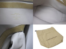 Load image into Gallery viewer, 新品同様 LOUIS VUITTON ルイヴィトン 2011AW ロックイット ヴォワヤージュ M93850 ムートン レザー グリペルル ゴールド金具 中古 4b001189