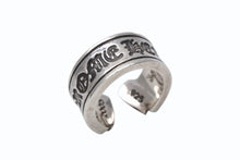 Load image into Gallery viewer, CHROME HEARTS クロムハーツ SM SCROLL LABEL スクロールラベルリング スモール 重量約16.6g サイズ19号 シルバー925 美品 中古 4b011660
