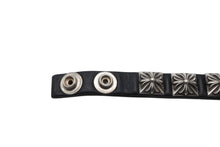 Load image into Gallery viewer, CHROME HEARTS クロムハーツ PYRAMID STUDS ピラミッドスタッズ レザーブレスレット 重量約42.8g シルバー925 ブラック 美品 中古 4b011729
