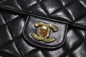 極美品 CHANEL シャネル Wチェーン マトラッセ 23cm ショルダーバッグ ココマーク 4番台 ラムスキン ブラック ゴールド金具 中古 4b012067