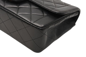 極美品 CHANEL シャネル Wチェーン マトラッセ 23cm ショルダーバッグ ココマーク 4番台 ラムスキン ブラック ゴールド金具 中古 4b012067