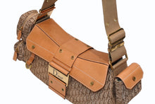Load image into Gallery viewer, Christian Dior クリスチャンディオール トロッター ストリートシック ショルダーバッグ ブラウン キャンバス レザー ロゴ 美品 中古 4b011849