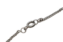 Load image into Gallery viewer, 極美品 CHANEL シャネル ココマーク ネックレス 重量約6.1g 02C刻印 全長約43.5cm メタル シルバー ブラウン 中古 4b011937
