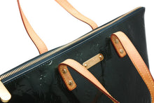 Load image into Gallery viewer, 極美品 LOUIS VUITTON ルイヴィトン ベルヴューGM ハンドバッグ M93673 グリーン モノグラムヴェルニ レザー ゴールド金具 中古 4b013024
