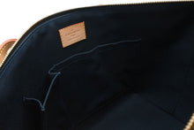 Load image into Gallery viewer, 極美品 LOUIS VUITTON ルイヴィトン ベルヴューGM ハンドバッグ M93673 グリーン モノグラムヴェルニ レザー ゴールド金具 中古 4b013024