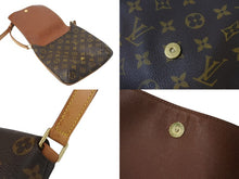 Load image into Gallery viewer, LOUIS VUITTON ルイヴィトン モノグラム ミュゼットサルサ ショルダーバッグ M51258 ブラウン PVC ヌメ革 ゴールド金具 美品 中古 4b001206