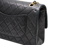 Load image into Gallery viewer, CHANEL シャネル マトラッセ 25 Wフラップ Wチェーン ショルダーバッグ ブラック ラムスキン 1番台 ゴールド金具 美品 中古 4b012066