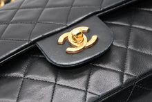 Load image into Gallery viewer, CHANEL シャネル マトラッセ 25 Wフラップ Wチェーン ショルダーバッグ ブラック ラムスキン 1番台 ゴールド金具 美品 中古 4b012066
