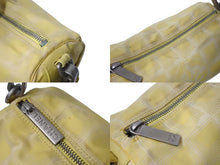 Load image into Gallery viewer, CHANEL シャネル ニュートラベルライン ミニドラムショルダーバッグ 筒形 7番台 ナイロンジャガード イエロー 良品 中古 4b001209