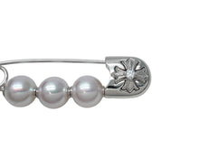 Load image into Gallery viewer, 新品未使用 CHROME HEARTS クロムハーツ × ミキモト MIKIMOTO CHプラス ブローチ PT950 18K 中古 4b012271