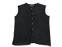 Load image into Gallery viewer, CHROME HEARTS クロムハーツ カシミヤ ニット ボタンベスト サイズＬ 黒 美品 中古 4b010874
