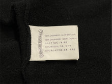 Load image into Gallery viewer, CHROME HEARTS クロムハーツ カシミヤ ニット ボタンベスト サイズＬ 黒 美品 中古 4b010874