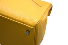 Load image into Gallery viewer, 極美品 HERMES エルメス SHOULDER KELLY ショルダーケリー ショルダーバッグ トリヨンクレマンス イエロー シルバー金具 □M刻印 中古 4b012175
