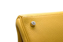 Load image into Gallery viewer, 極美品 HERMES エルメス SHOULDER KELLY ショルダーケリー ショルダーバッグ トリヨンクレマンス イエロー シルバー金具 □M刻印 中古 4b012175