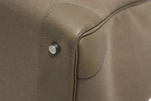 Load image into Gallery viewer, 新品同様 HERMES エルメス Haut a Courroies オータクロア40 ハンドバッグ トワル トゴ ツンドラ SV シルバー金具 B刻印 中古 4b012202