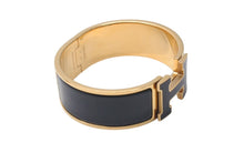 画像をギャラリービューアに読み込む, HERMES エルメス クリッククラック ブレスレット Hバングル アクセサリー P刻印 GP ゴールド ブラック 美品 中古 4b001226