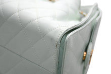 Load image into Gallery viewer, 新品同様 CHANEL シャネル シャネル25 スモール ハンドバッグ AS5293 ランダム番台 ココマーク キャビアスキン グリーン 中古 4b012309