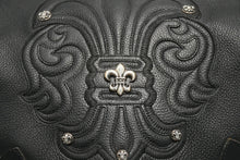 Load image into Gallery viewer, 極美品 CHROME HEARTS クロムハーツ BSフレア バックパック リュック ガンスリンガー レザー シルバー925 ブラック 中古 4b012530