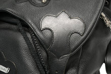 Load image into Gallery viewer, 極美品 CHROME HEARTS クロムハーツ BSフレア バックパック リュック ガンスリンガー レザー シルバー925 ブラック 中古 4b012530