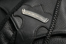 Load image into Gallery viewer, 極美品 CHROME HEARTS クロムハーツ BSフレア バックパック リュック ガンスリンガー レザー シルバー925 ブラック 中古 4b012530