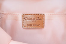Load image into Gallery viewer, Christian Dior クリスチャンディオール チェーンハンドバッグ 03-BO-0017 トロッター柄 PVC レザー シルバー金具 巾着 美品 中古 4b012344