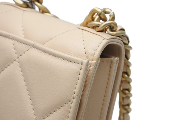 極美品 CHANEL シャネル フォンホルダー フォンポーチ AP1773 30番台 ココマーク ラムスキン キルティング ベージュ 中古 4b011912