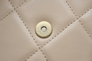 極美品 CHANEL シャネル フォンホルダー フォンポーチ AP1773 30番台 ココマーク ラムスキン キルティング ベージュ 中古 4b011912