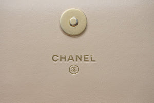 極美品 CHANEL シャネル フォンホルダー フォンポーチ AP1773 30番台 ココマーク ラムスキン キルティング ベージュ 中古 4b011912