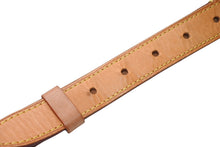Load image into Gallery viewer, 極美品 LOUIS VUITTON ルイ ヴィトン バムバッグMM ショルダーバッグ M43644 ブラウン モノグラムキャンバス レザー ゴールド金具 中古 4b012247