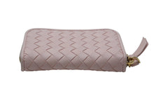 Load image into Gallery viewer, 極美品 Bottega Veneta ボッテガヴェネタ コインケース イントレチャート イタリア製 レザー ピンク ゴールド金具 中古 4b011880