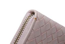 Load image into Gallery viewer, 極美品 Bottega Veneta ボッテガヴェネタ コインケース イントレチャート イタリア製 レザー ピンク ゴールド金具 中古 4b011880