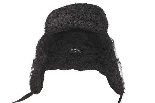 新品未使用 CHANEL シャネル チャプカ帽子 2025-2026AW AAB266 B21494 U2819 ツイード スパンコール ブラック グレー ゴールド金具 中古 4b012352