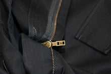 Load image into Gallery viewer, 極美品 LOUIS VUITTON ルイヴィトン カーゴ パンツ RM261MQ コットン サイズ48 総柄 ブラック 中古 4b012148