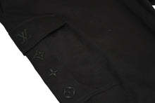 Load image into Gallery viewer, 極美品 LOUIS VUITTON ルイヴィトン カーゴ パンツ RM261MQ コットン サイズ48 総柄 ブラック 中古 4b012148