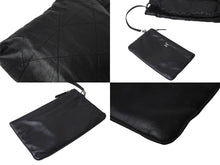 Load image into Gallery viewer, 極美品 CHANEL シャネル シャネル22 ハンドバッグ ランダム番台 シャイニー カーフスキン シルバー金具 中古 4b001238