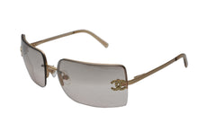 Load image into Gallery viewer, 極美品 CHANEL シャネル ハーフリム サングラス アイウェア 4092-B c.102/8Z サイズ62□15 120 ココマーク ラインストーン 中古 4b012425