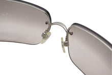 Load image into Gallery viewer, CHANEL シャネル リムレス サングラス アイウェア 4107-B サイズ62□15 125 ココマーク レッド ブルー 美品 中古 4b012413