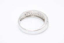 Load image into Gallery viewer, 新品未使用 プラチナ リング 指輪 1.05ct 重量約7.12g サイズ13号 Pt900刻印 パヴェ ダイヤモンド シルバー クリア 中古 4b013448