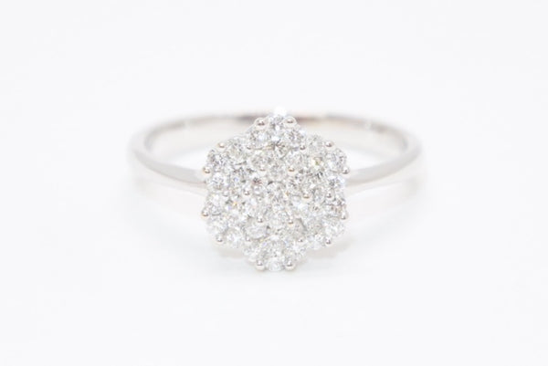 新品未使用 K18WG リング 指輪 0.5ct 重量約2.80g サイズ15号 ホワイトゴールド パヴェ ダイヤモンド シルバー クリア 中古 4b013450