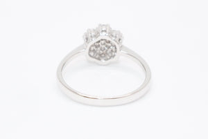 新品未使用 K18WG リング 指輪 0.5ct 重量約2.80g サイズ15号 ホワイトゴールド パヴェ ダイヤモンド シルバー クリア 中古 4b013450