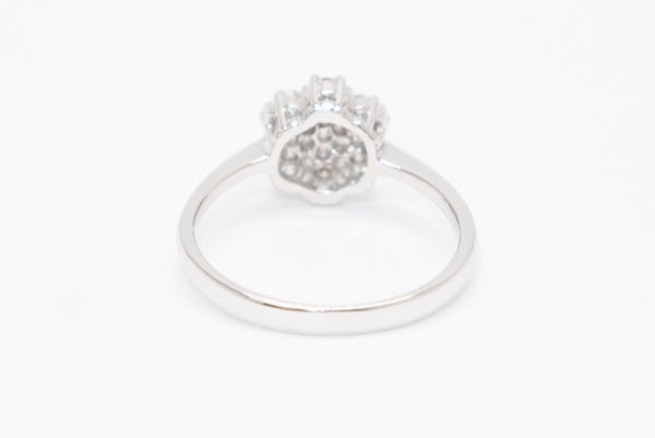 新品未使用 K18WG リング 指輪 0.5ct 重量約2.80g サイズ15号 ホワイトゴールド パヴェ ダイヤモンド シルバー クリア 中古 4b013450