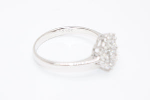 新品未使用 K18WG リング 指輪 0.5ct 重量約2.80g サイズ15号 ホワイトゴールド パヴェ ダイヤモンド シルバー クリア 中古 4b013450