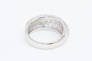 新品未使用 プラチナ リング 指輪 2.0ct 重量約9.18g サイズ15号 Pt900刻印 パヴェ ダイヤモンド シルバー クリア 中古 4b013447